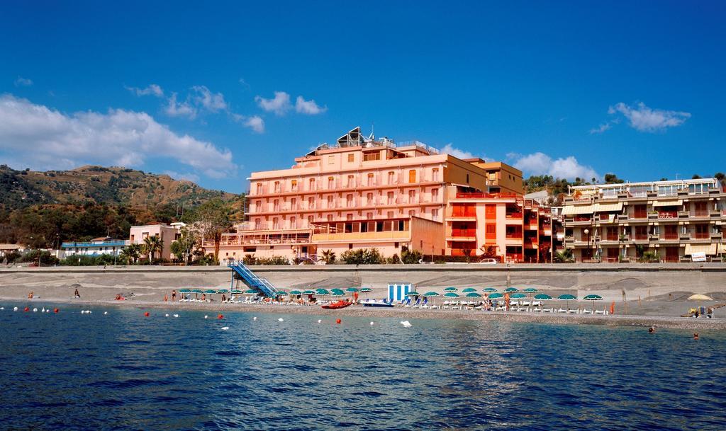 Hotel Kennedy SantʼAlessio Siculo Exterior foto